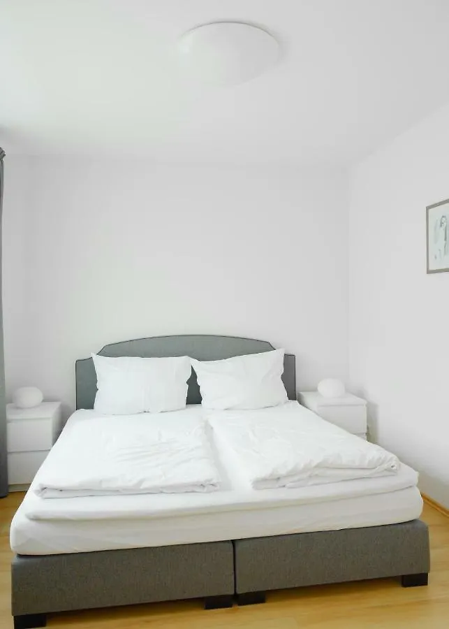 Apartment An Der Messe Köln Tyskland