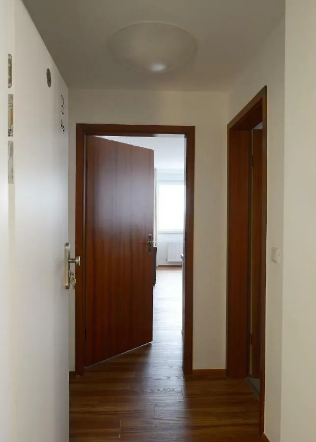 Apartment An Der Messe Köln